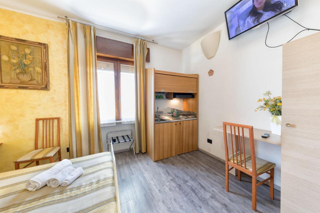 ホテル Residenza Le Dimore ヴェローナ エクステリア 写真