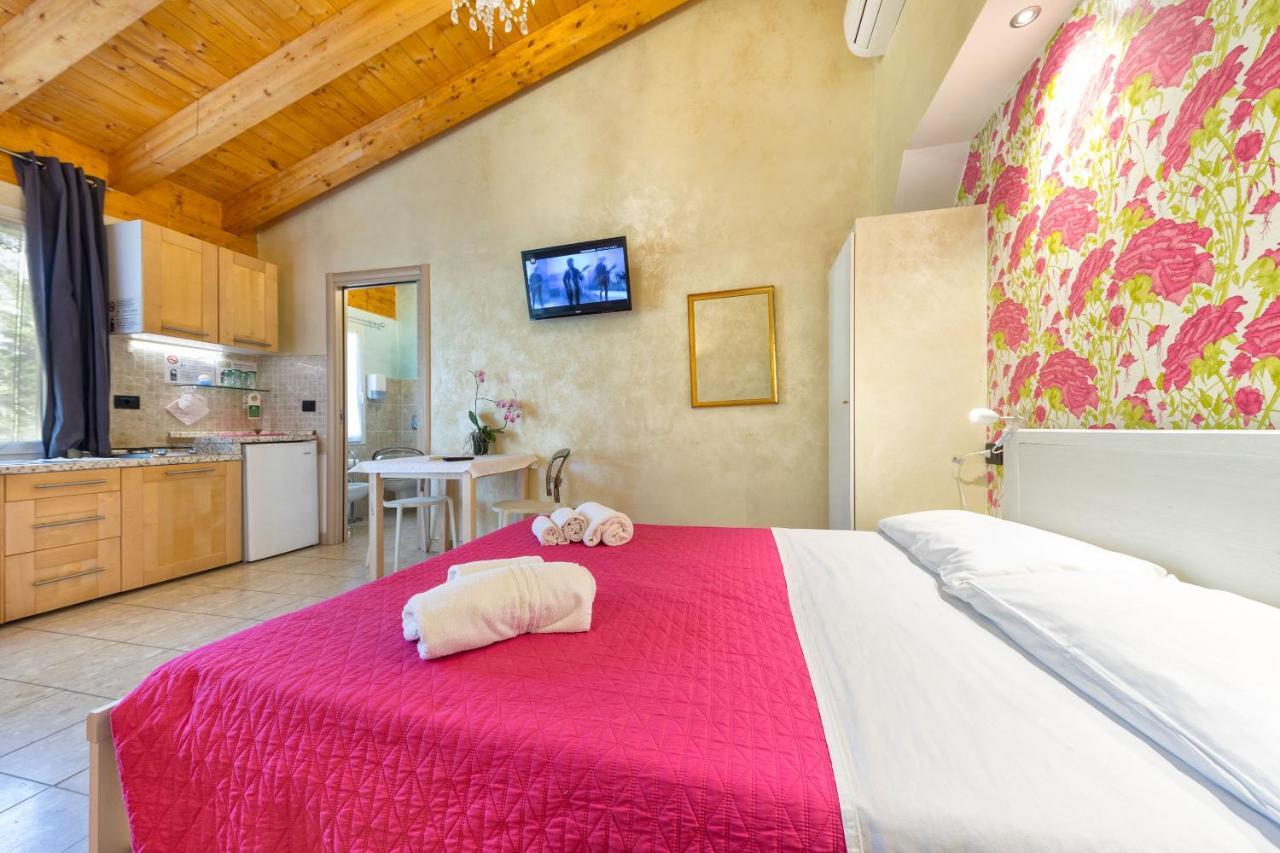 ホテル Residenza Le Dimore ヴェローナ エクステリア 写真